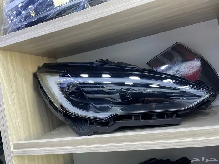 قطع غيار تسلا بجميع فئاتها 9
