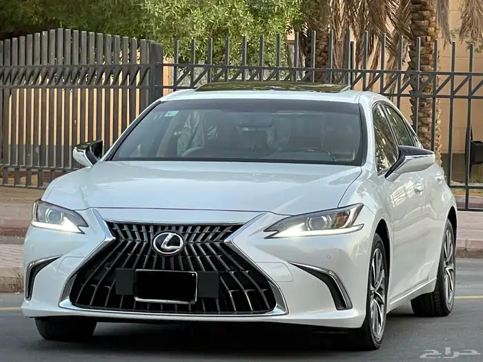 لكزس-ES300h-2023(ممشي35الف) 3