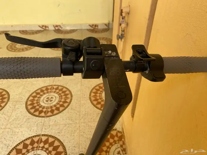 سكوتر نضيف وقوف 4