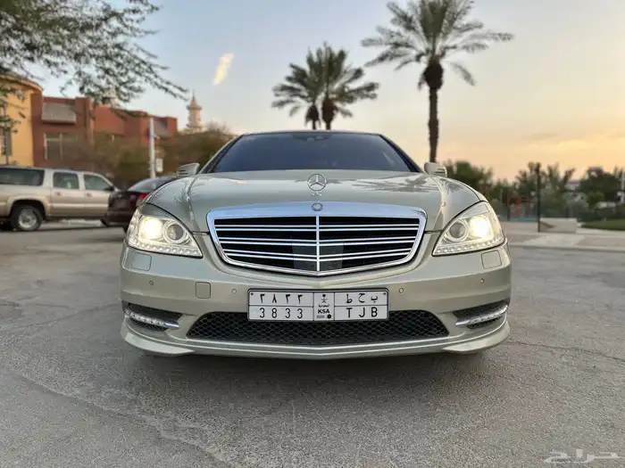 مرسيدس بانوراما مخزن بحالة الوكالة ممشى 77 الف s600 1