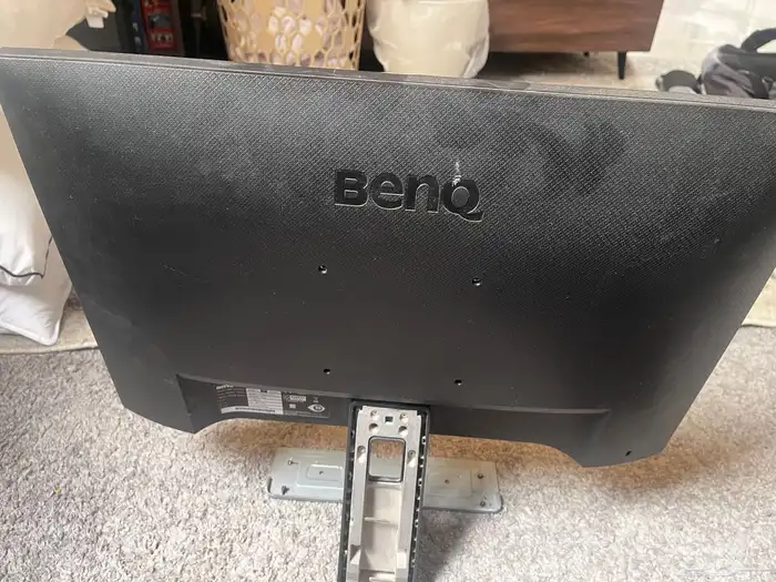 للبيع شاشة بينكيو benq 2