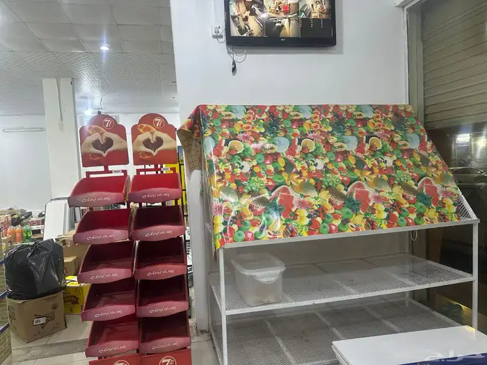 للبيع أغراض بقاله كامله مكيفات ستاندات بسطه خظار كاشير..الخ 2