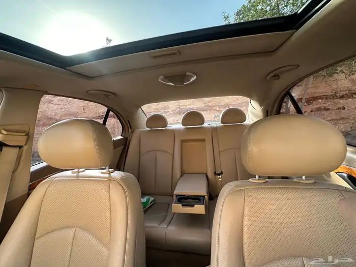 مرسيدس E200  سلندر 4 7