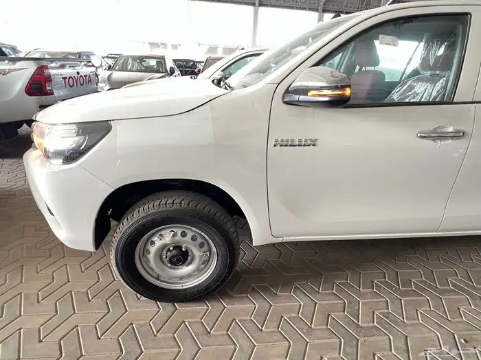 هايلوكس غمارتين DLX 4 4 اوتوماتيك ديزل خليجي 2025 8