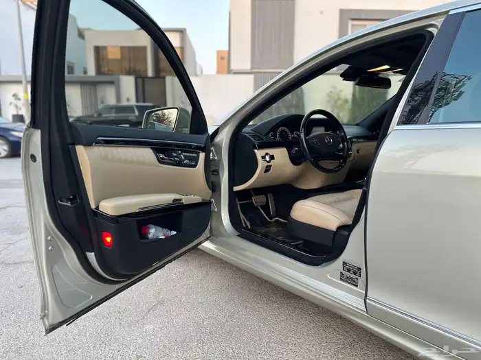 مرسيدس بانوراما مخزن بحالة الوكالة ممشى 77 الف s600 16
