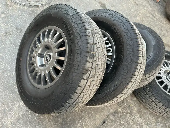 كفرات ريدستون ربع حجري مع جنوط برايد خمسه مسمار مقاس 17 جيب 25
