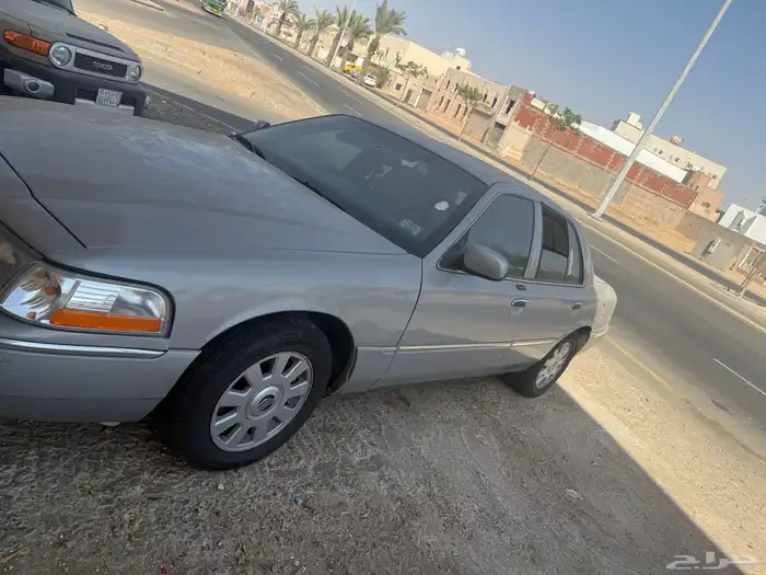 فورد ماركيز سعودي مكيلف خلفي 2