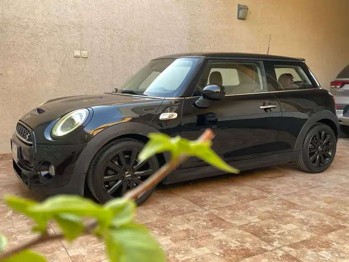 للبيع ميني كوبر S موديل 2019 ماشيه 89 الف 0