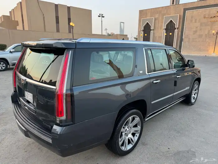 اسكاليد 2019 طويل بريميوم ملكي لون مميز نظيف جدا 2
