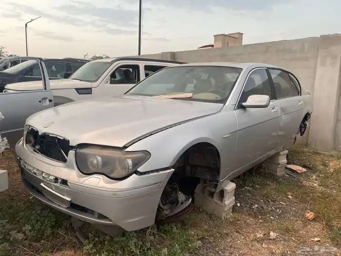 تشليح العمري قطع غيار بي ام دبليو 750 li BMW 2