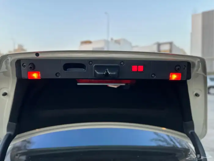 مرسيدس بانوراما مخزن بحالة الوكالة ممشى 77 الف s600 45