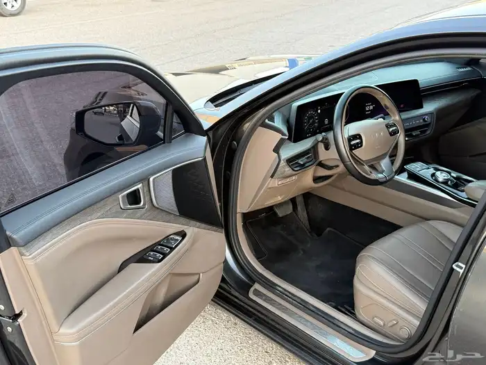كيا K8 2022 فل كامل بطاقة جمركية 7