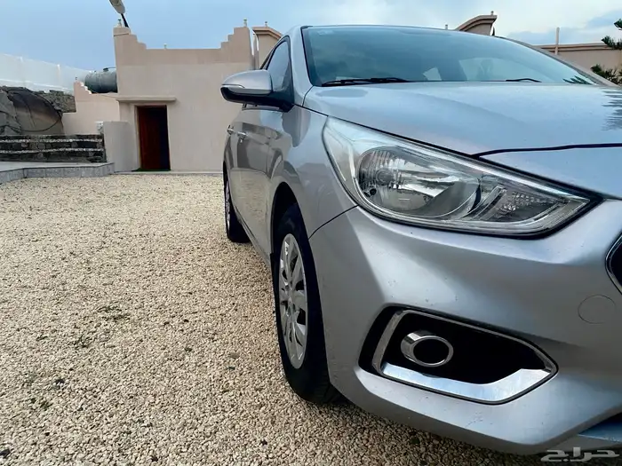 اكسنت مديل2020 شبه الجديد العداد66 13