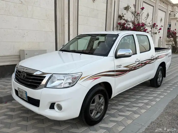 هايلكس 2015 وارد الساير سنقل 0