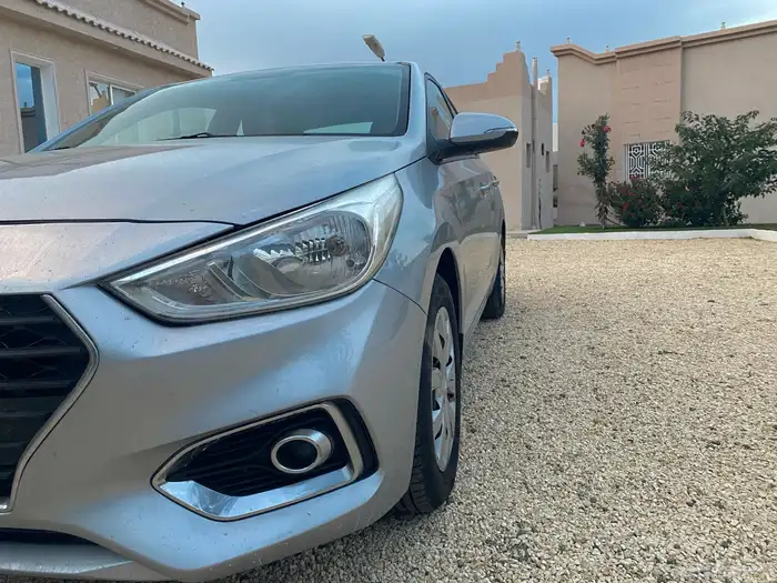 اكسنت مديل2020 شبه الجديد العداد66 14
