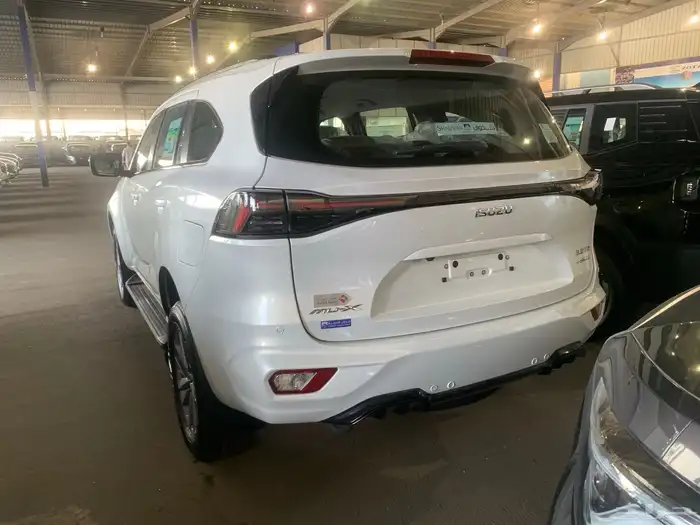 ايسوزو MUX 2025 2