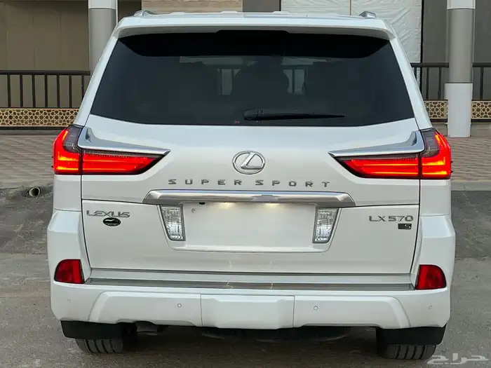 لكزس - LX 570 - 2016 - سعودي - فل 7