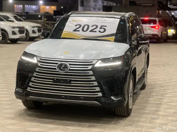 لكزس LX600 AH 2025 5