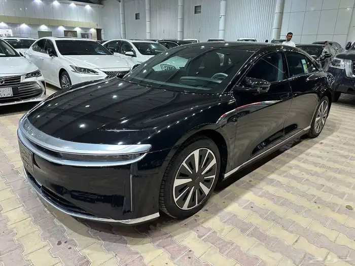 لوسيد اير موديل 2025 اصفار 1