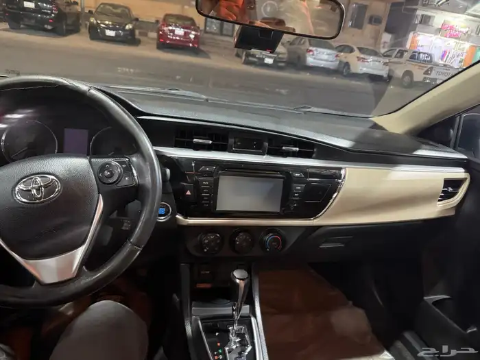 تويوتا كورولا 2016 بصمة فئة XLI ممشي قليل 207 الف 8
