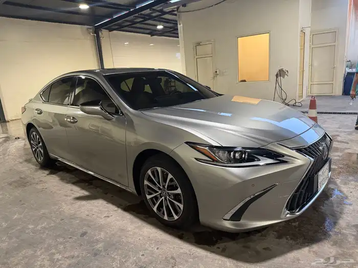 للبيع لكزس ES 350 بريمي 2024 CA 5