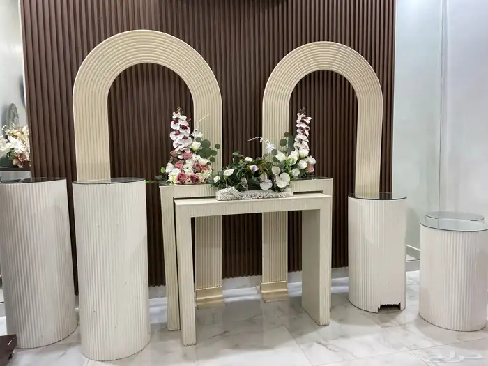 طاولة استقبال 0