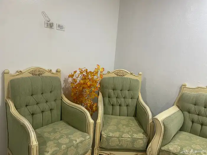 كنب نظيف للبيع لاعلى سوم 2