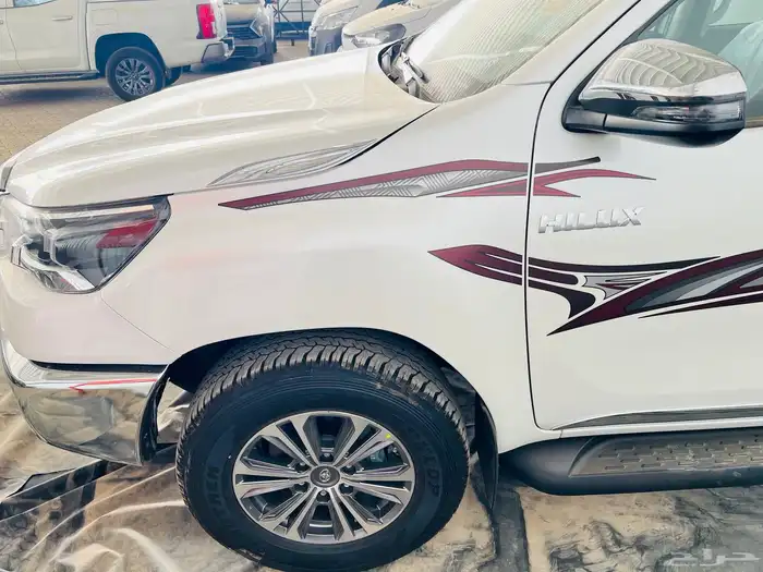 هايلوكس غمارتين S-GLX 4 4 اوتوماتيك  وعادي بنزين وديزل 2025 8