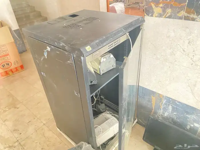 كمبيوترات و طابعات و آلة حساب و شاشات 18