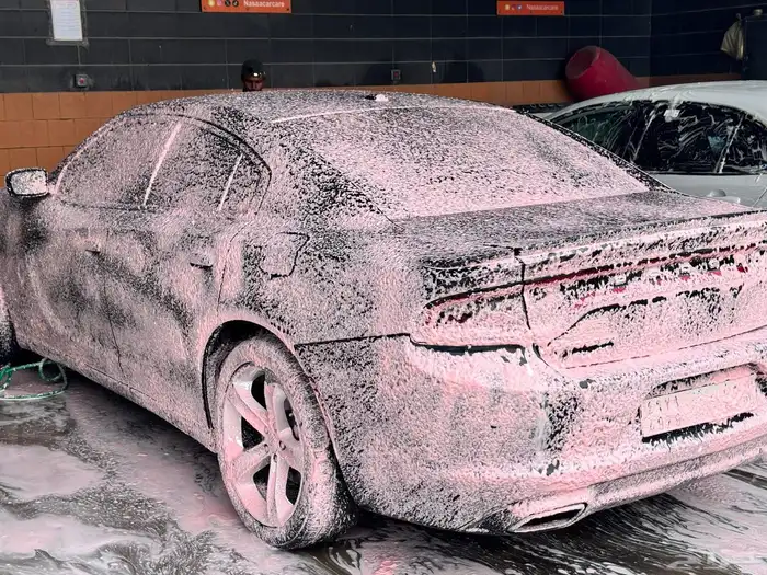 دودج تشارجر 37