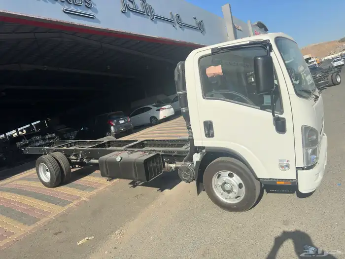 ايسوزو دينا 6 طن شاص طويل 6.10 متر 2025 العيسي ياباني 4