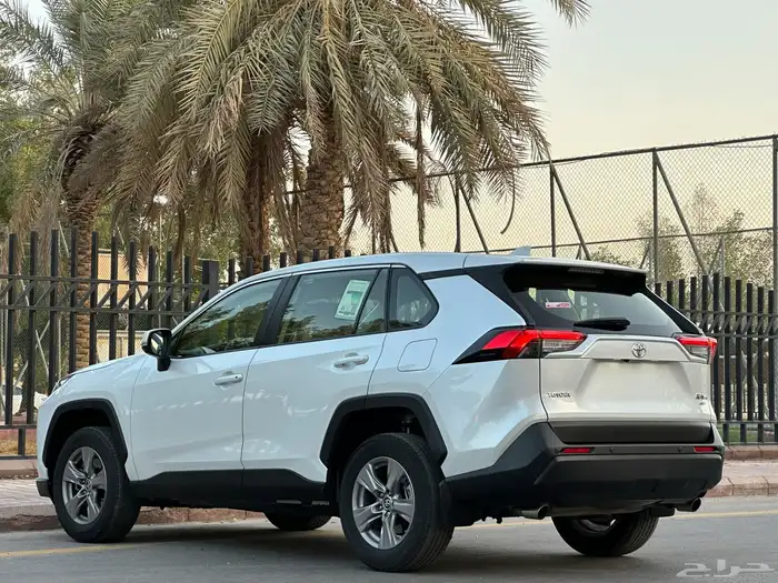 تويوتا راف فور موديل 2023 سعودي ستاندر دبل بنزين 6