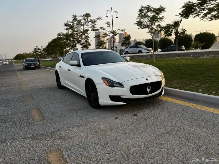 Maserati Quattroporte GTS Black Edition v8 twin turbo 2