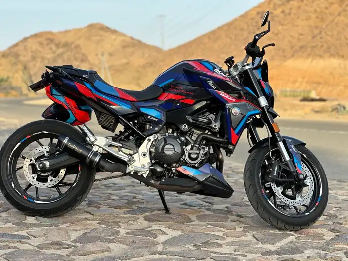 BMW F900R 2024 (2000km) 6