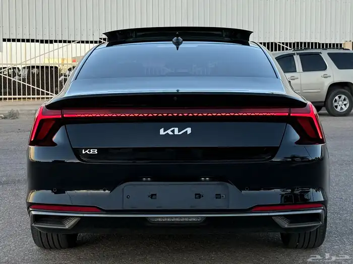 كيا K8 2022 أعلى فئة بطاقة جمركية 5