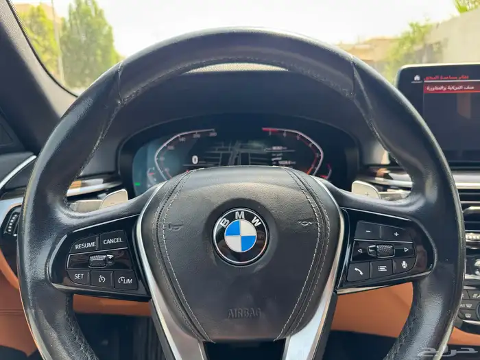 BMW 520i موديل2023 40
