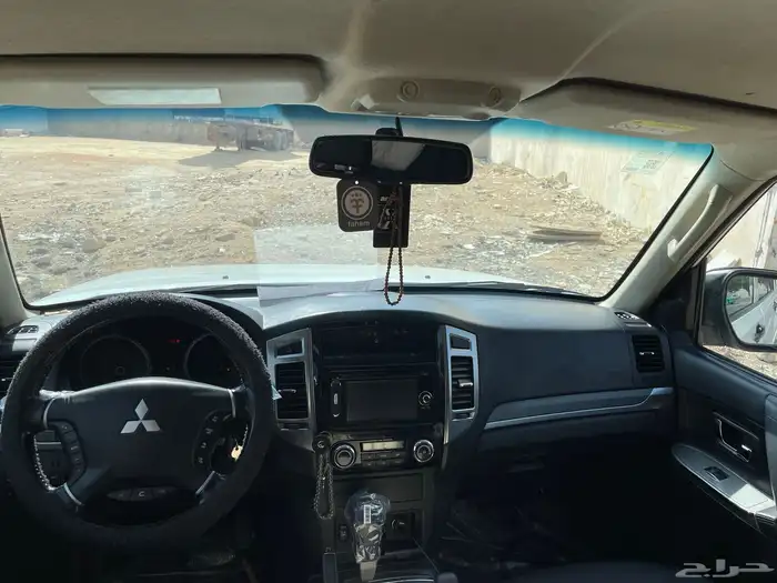 باجيرو ديزل 2017 نص فل للبيع 6