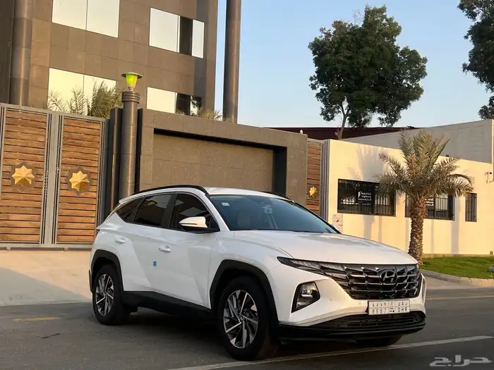 هيونداي توسان 2022 فل كامل ماعدا الفتحه مستورد جديده 1