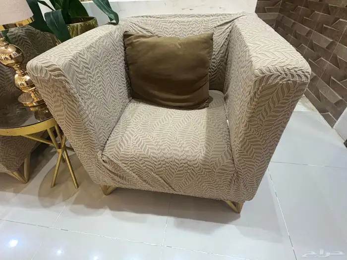 كنبتين للبيع 2