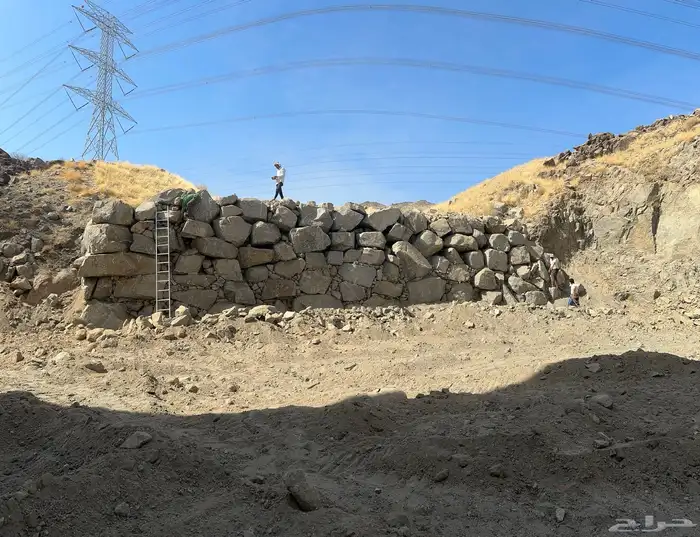 معلم حجر 19