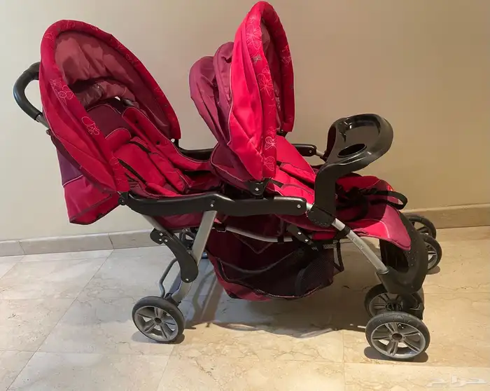 عربة أطفال ماركة junior 0