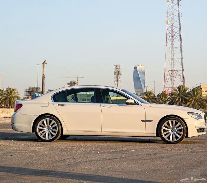 بي ام دبليو 740Li 2