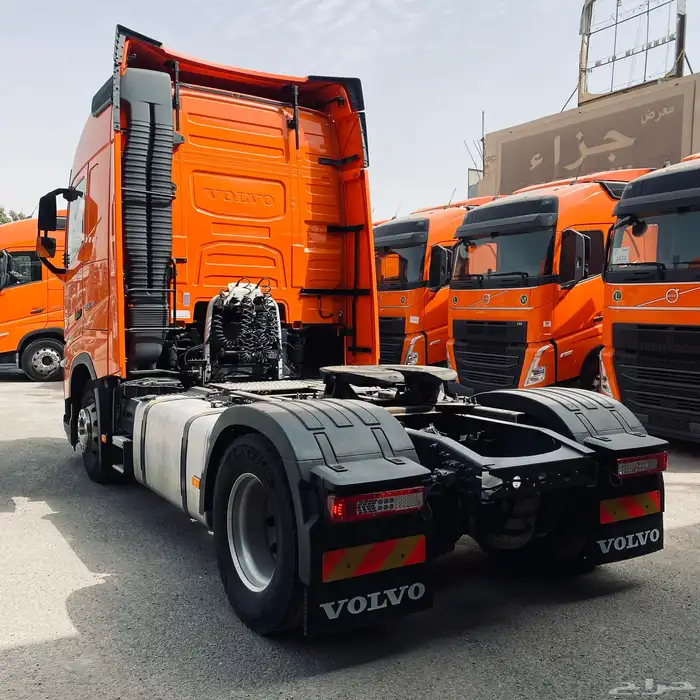 شاحنات فولفو 2021 VOLVO 4