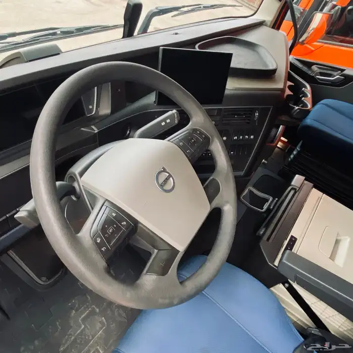 شاحنات فولفو 2021 VOLVO 7