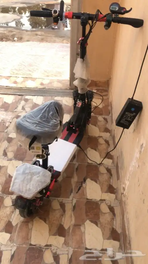 سكوتر الوحش على السوم وصل السوم700 4