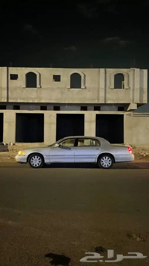 لينكون تاون كار 2004 سعودي 1