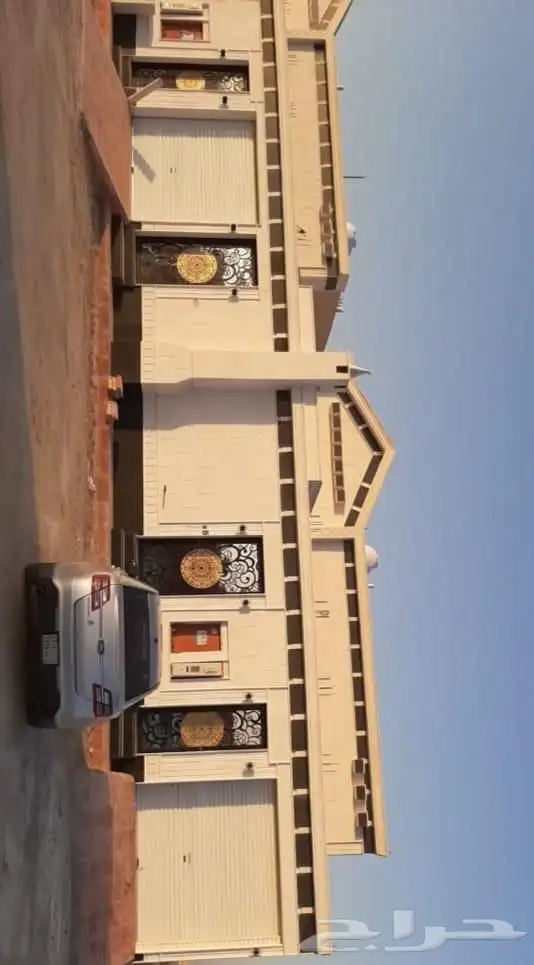 دور فاخر للبيع حي المهدية 1