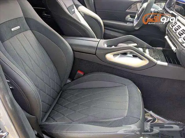 2025 مرسيدس GLS 63 AMG 16