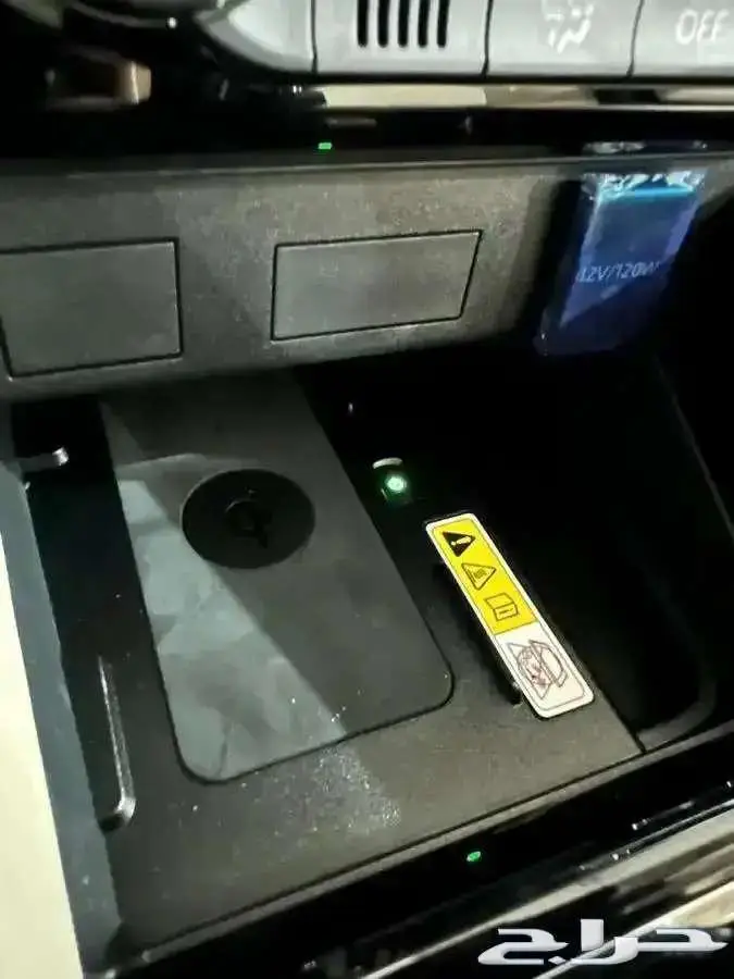 تويوتا يارس YX 1.3 بنزين 2026 رمادى متوفر جميع الفئات 9