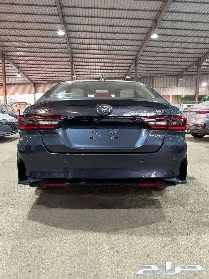 تويوتا يارس YX 1.3 بنزين 2026 رمادى متوفر جميع الفئات 5